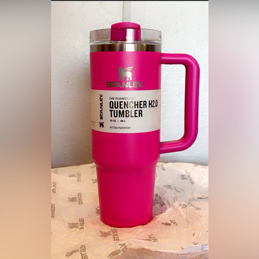 NEW Stanley 30oz Quencher H2.0 FlowState Tumbler Camelia